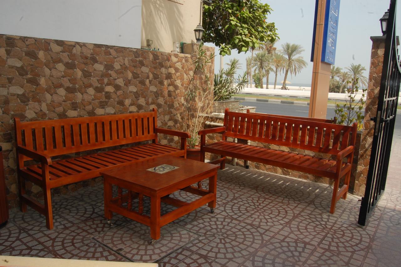 Al Amwaj Hotel Шарджа Экстерьер фото